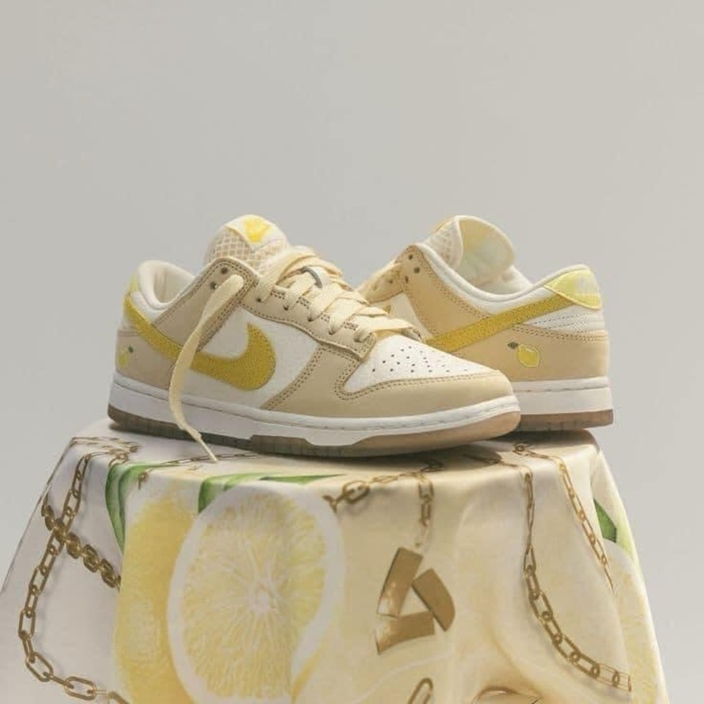 Dunk Low Lemon Drop